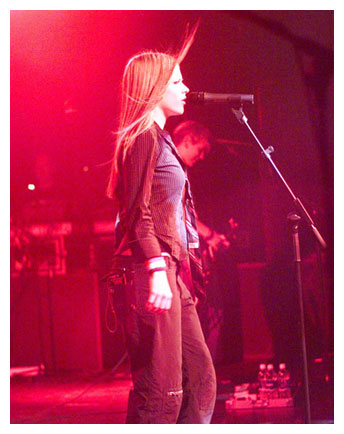 avril7.jpg